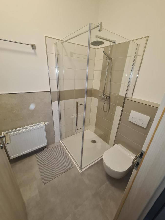 Apartament Suite 1 ベルンブルク エクステリア 写真